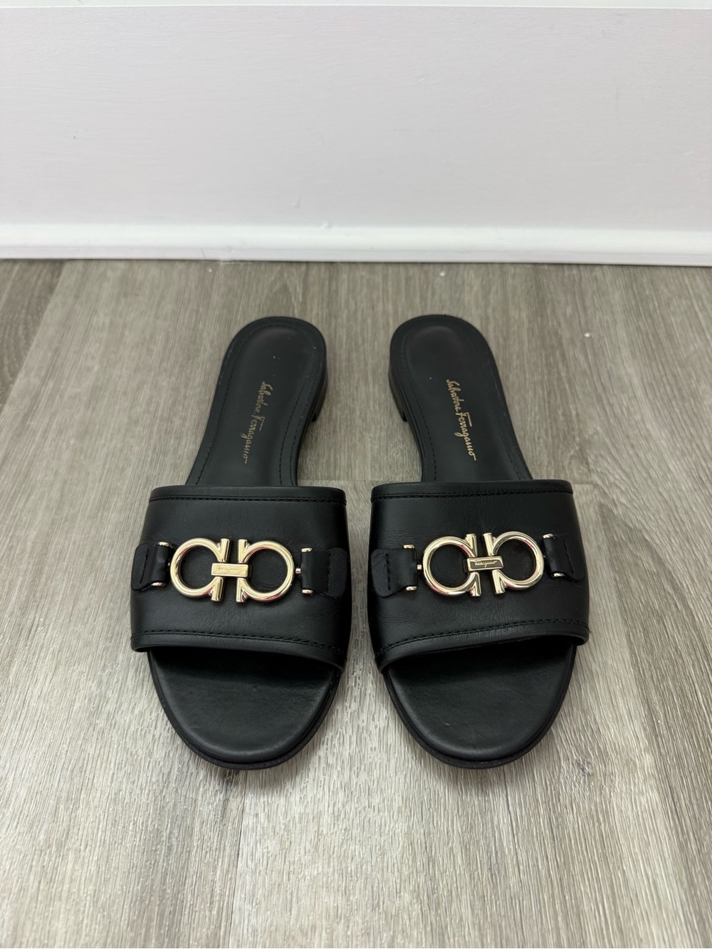Salvatore Ferragamo Black Leather Slide Sandals with Gold Gancini - Picture 2 of 8